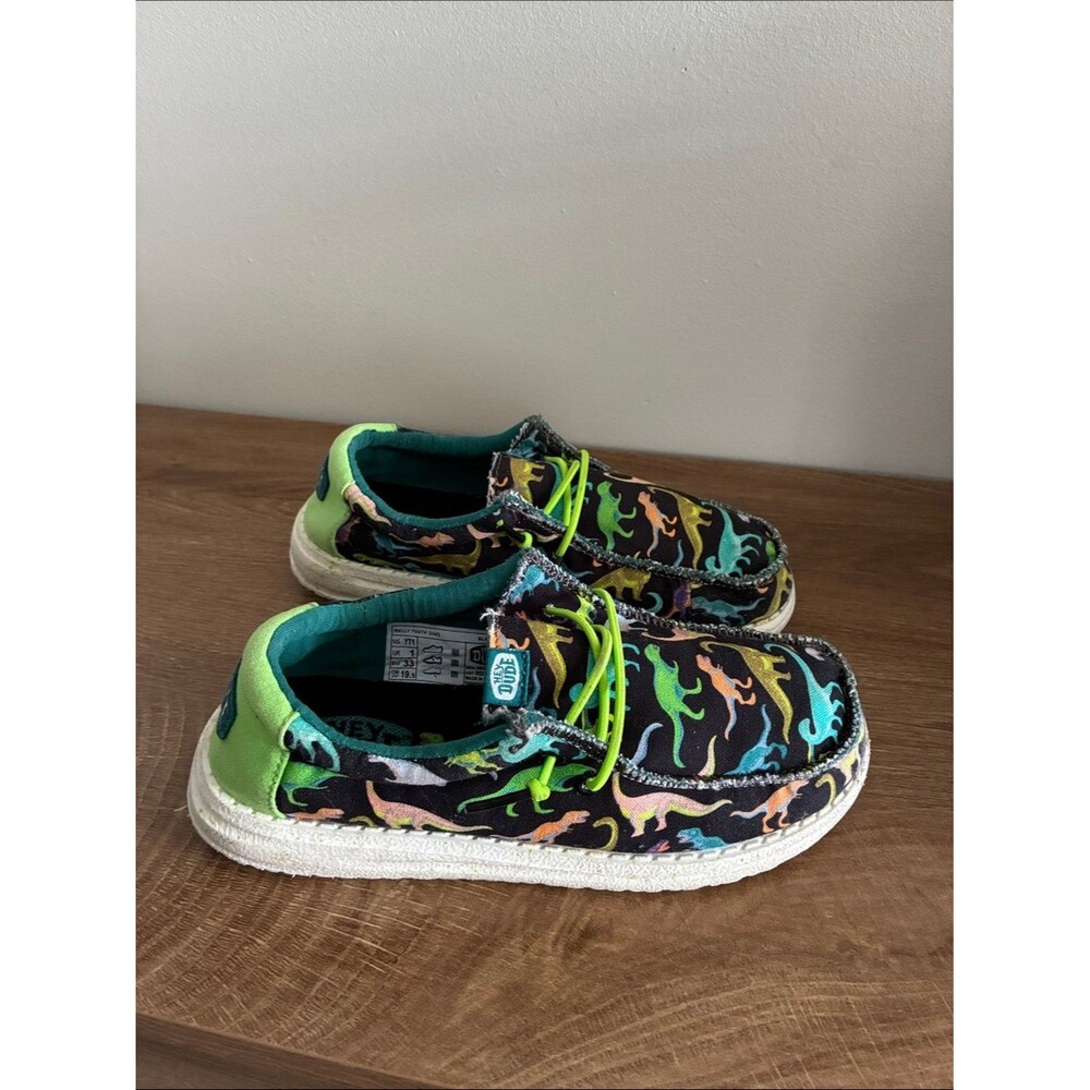 Hey Dude Wally Youth Dino Black Lime Slip On Shoes Kids US 1 Dinosaur Print